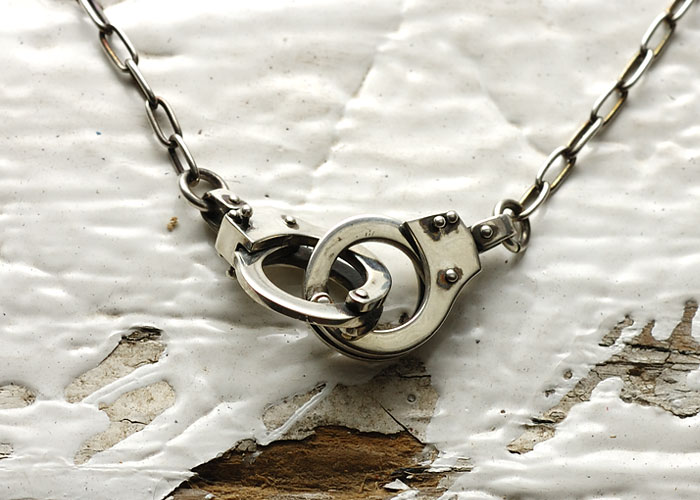 amp japan 8AH-173 Handcuffs necklace item photo1