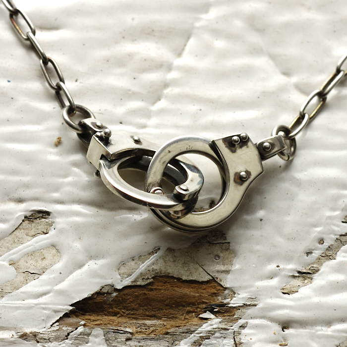 amp japan 8AH-173 Handcuffs necklace item photo1