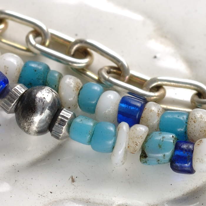 on the sunny side of the street 110-115 Bl item photo3