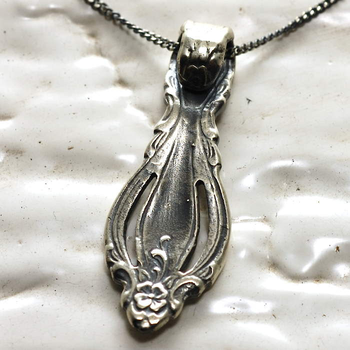 on the sunny side of the street 110-122 item photo3