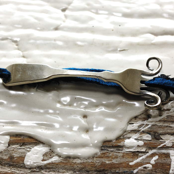 on the sunny side of the street 110-212 Emerald item photo2