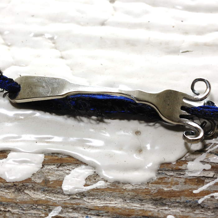 on the sunny side of the street 110-212 Navy item photo2