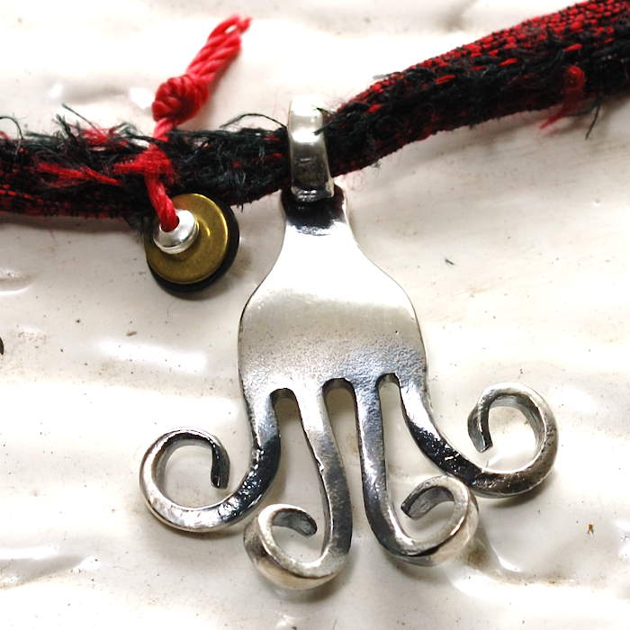 on the sunny side of the street 110-217 Red item photo2