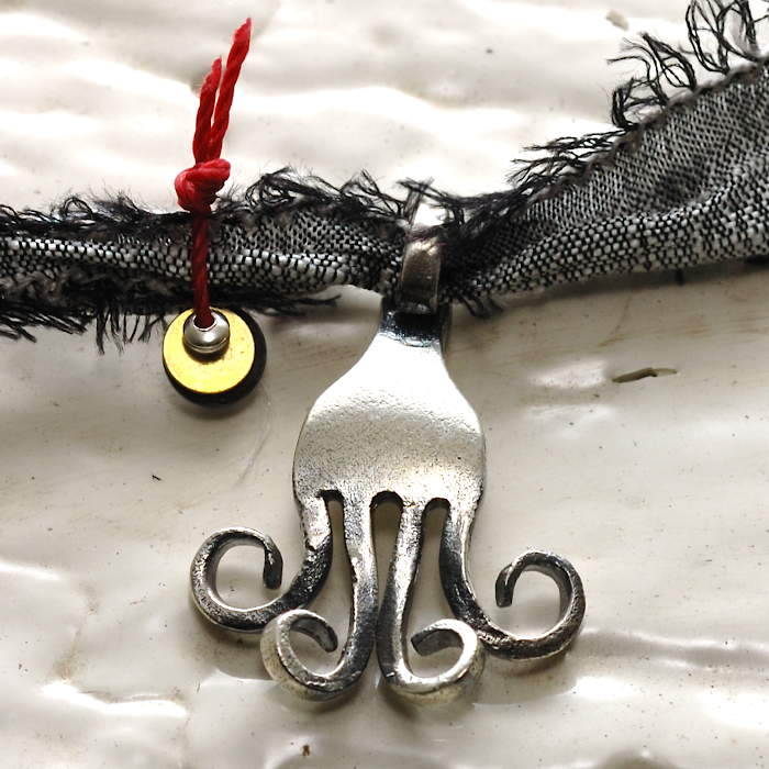 on the sunny side of the street 110-217 Silver gray item photo2