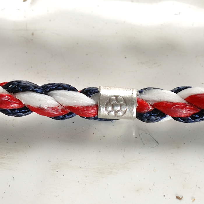 on the sunny side of the street 210-210 Tricolour item photo4