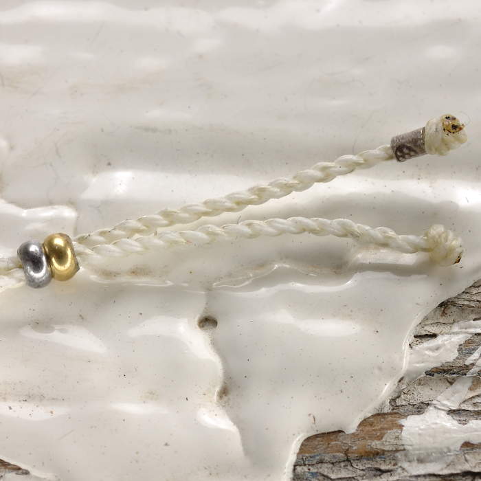 on the sunny side of the street 210-211 white item photo3