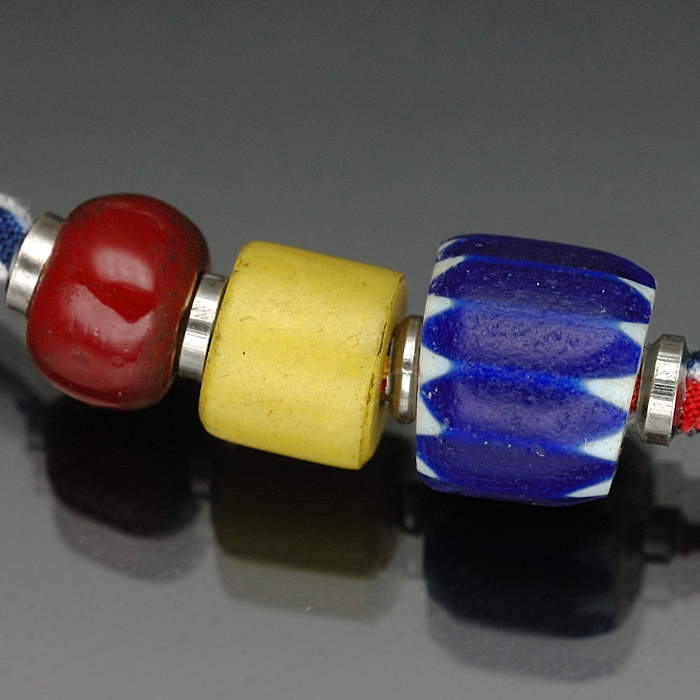 on the sunny side of the street 510-354 white x red item photo2