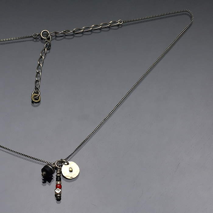 on the sunny side of the street 510-363 red x black item photo2