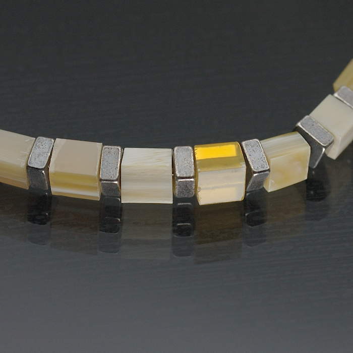 on the sunny side of the street 710-316 item photo3