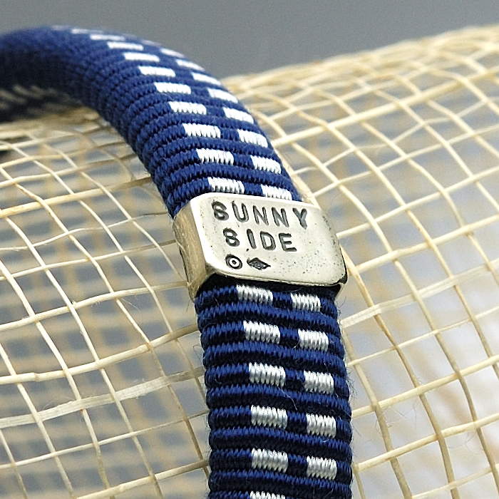 on the sunny side of the street 710-902 blue white item photo2