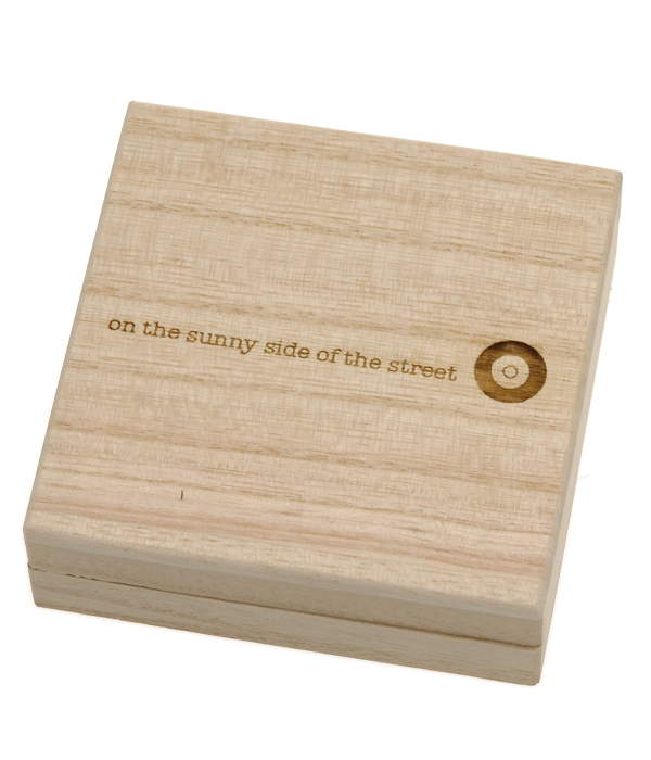 on the sunny side of the street 710-152B silver option photo1